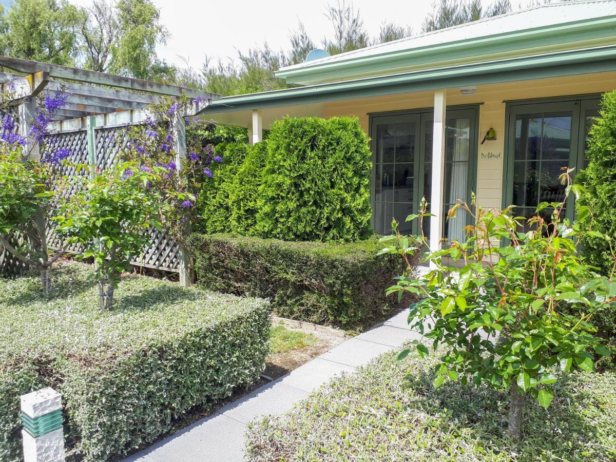 Clive Colonial Cottages Exterior photo